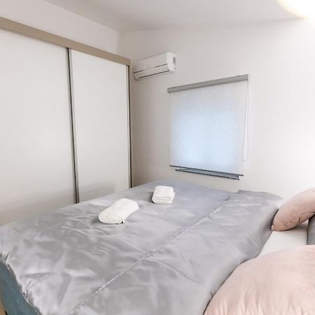 Apartman Laura Vir Kültér fotó