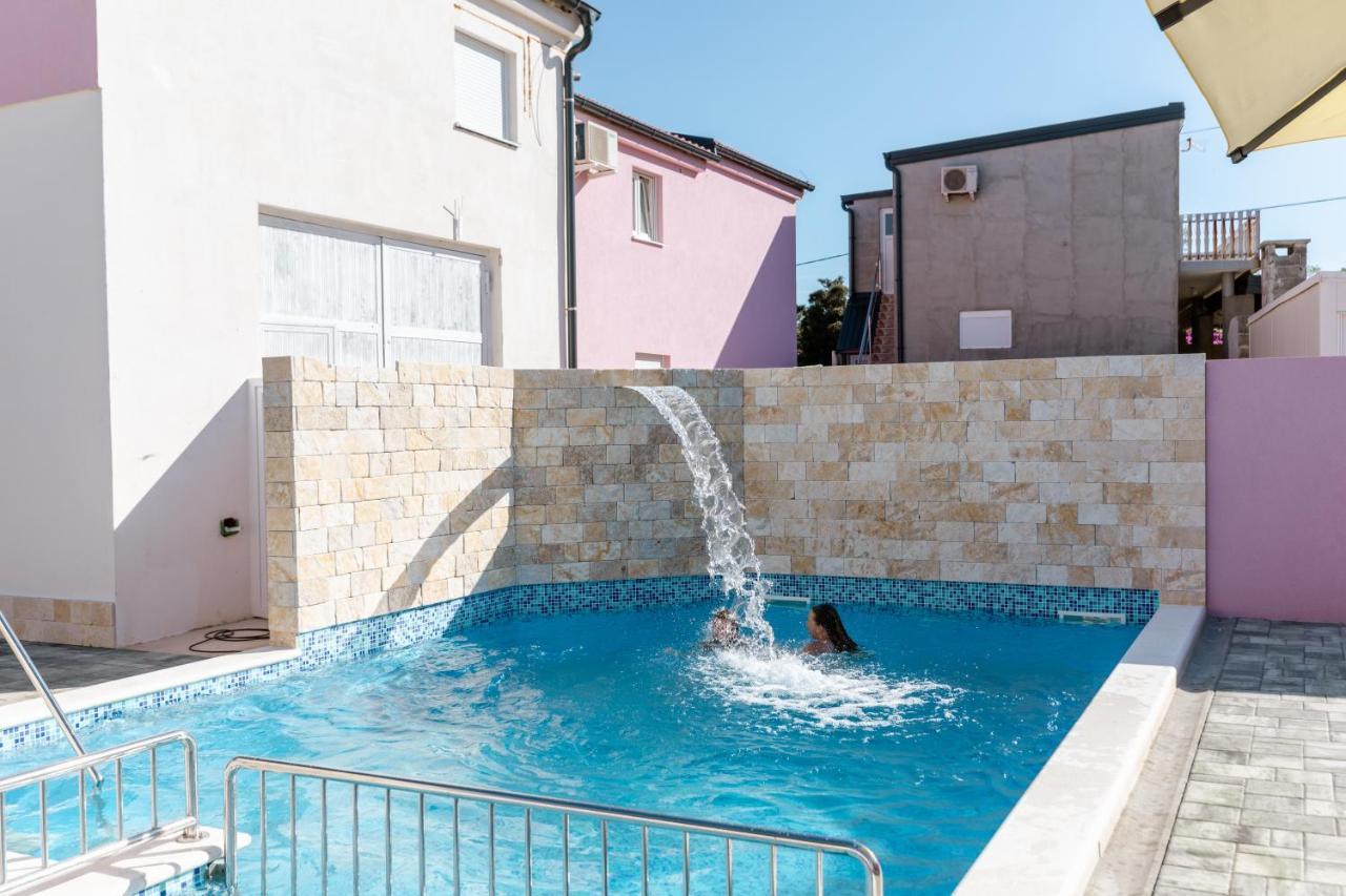 Apartman Laura Vir Kültér fotó