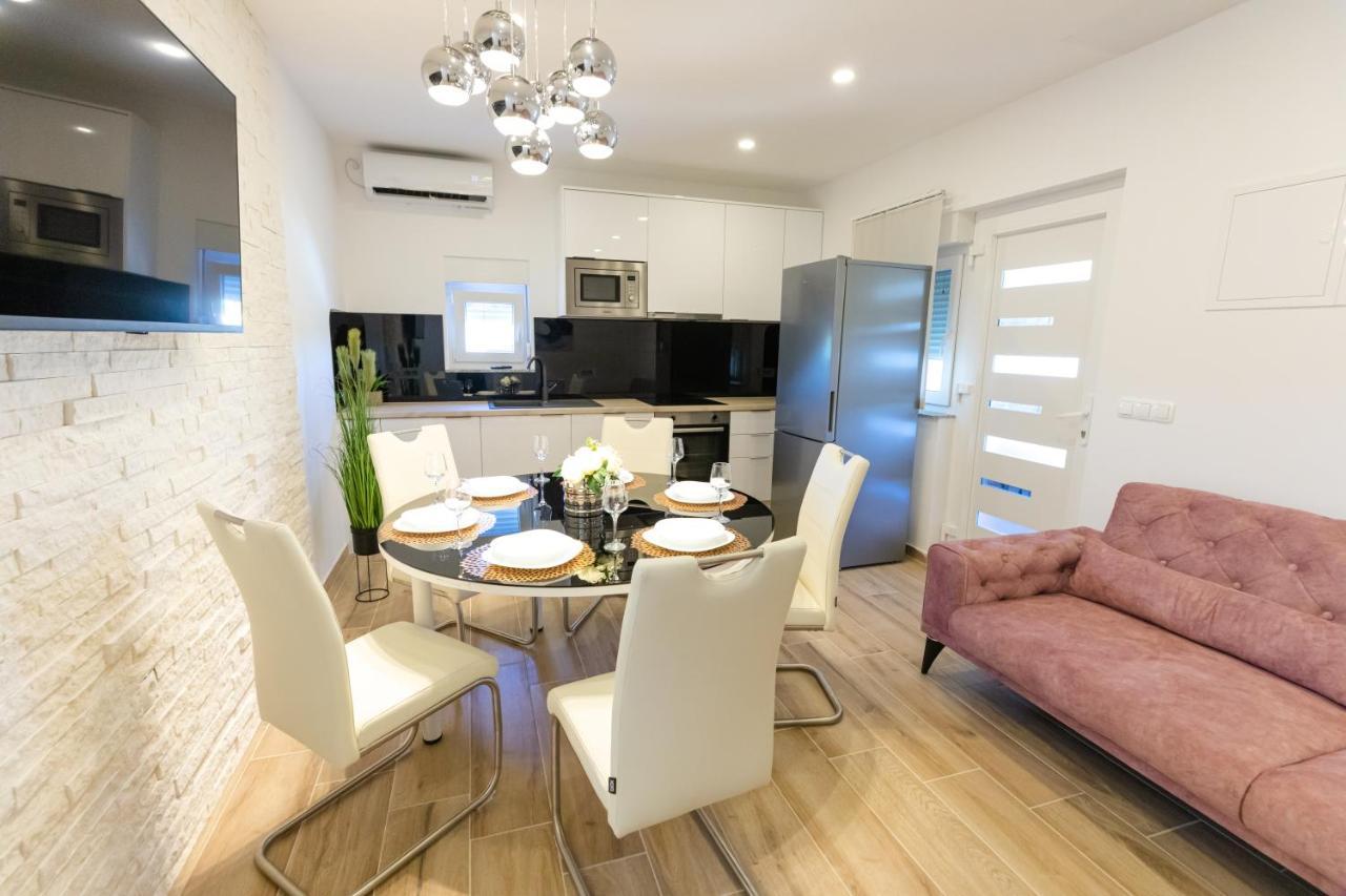 Apartman Laura Vir Kültér fotó