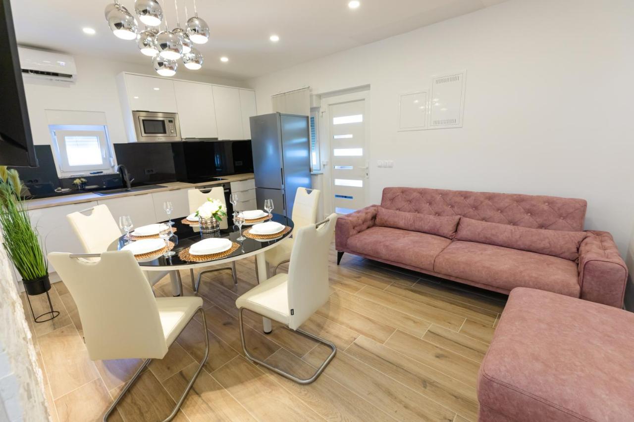 Apartman Laura Vir Kültér fotó