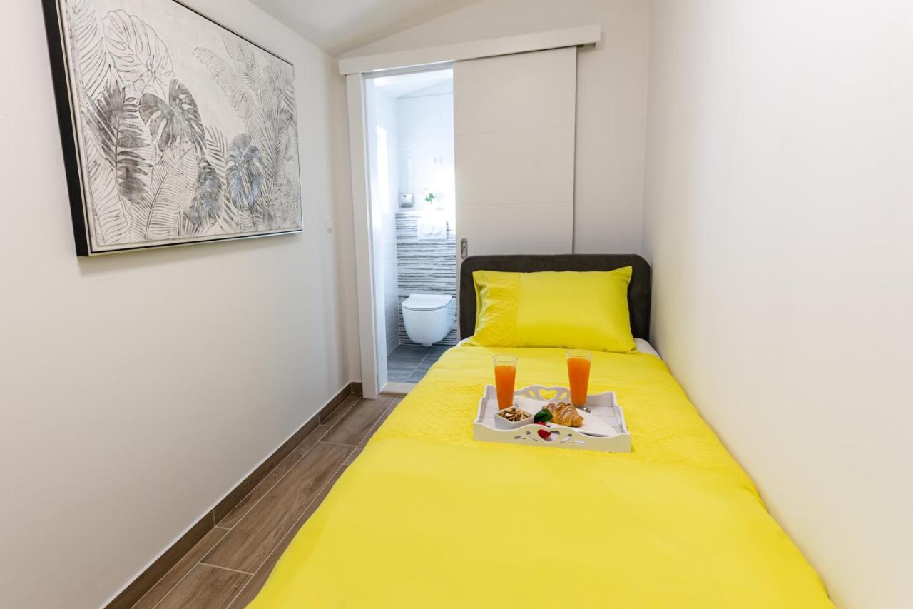 Apartman Laura Vir Kültér fotó